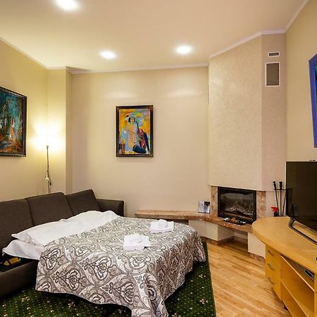 Kalnina Quiet Apartment In City Center Riga Bagian luar foto