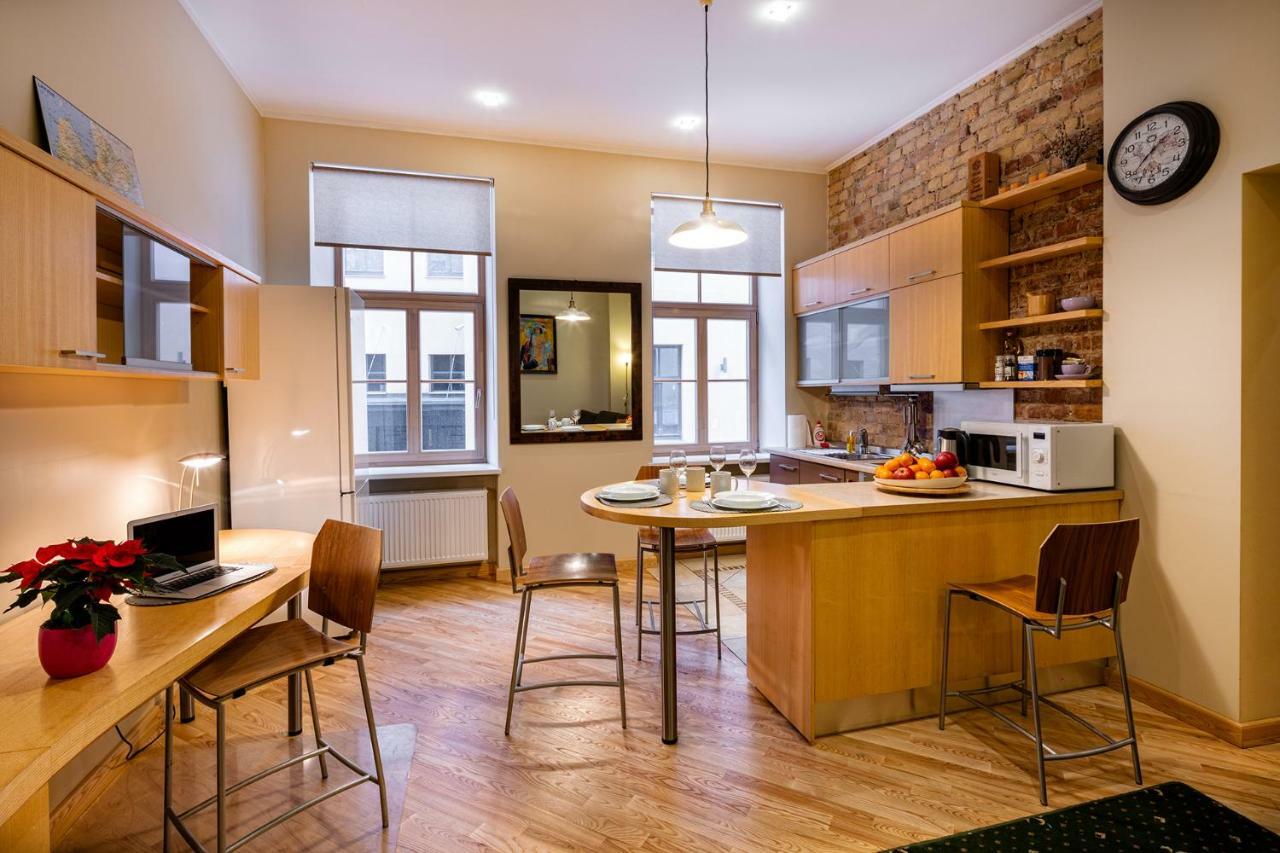 Kalnina Quiet Apartment In City Center Riga Bagian luar foto